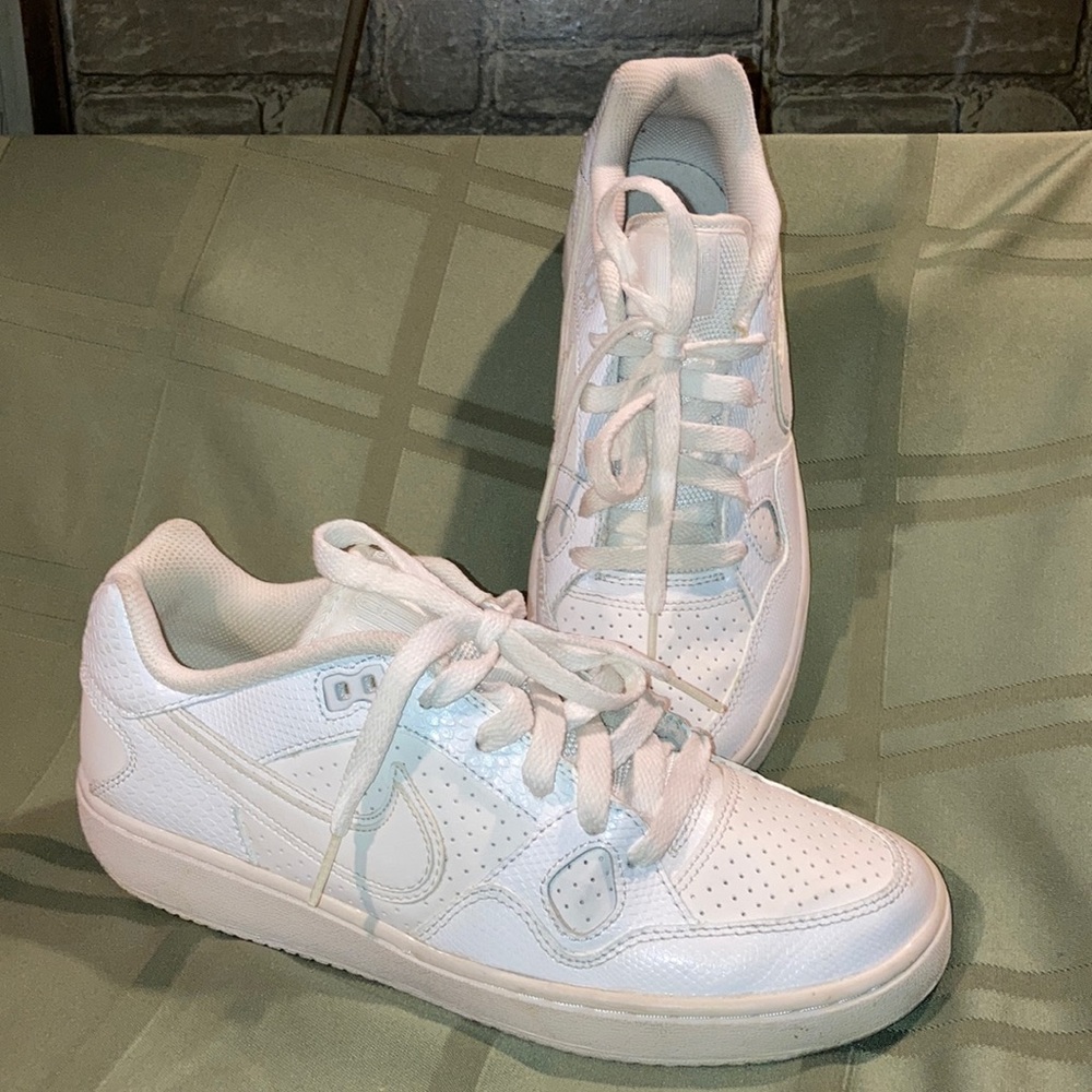 EUC Nike Air Force